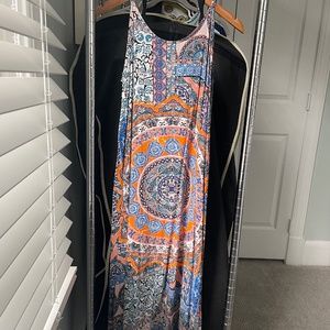 Alya hanker-chief/maxi dress